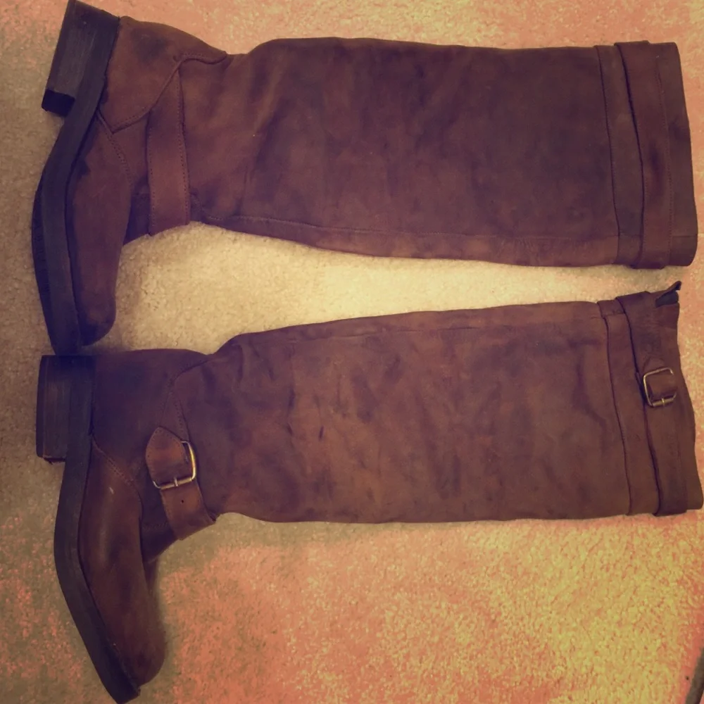 ✂️✂️✂️ PRICE CUT FOR TONIGHT ONLY Jeffrey Campbell - Picture 1 of 4